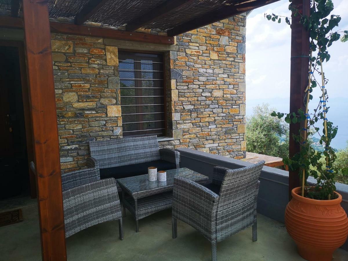 Gems Of Pinakates Villa Pinakatai Exterior photo